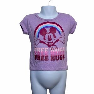 !LIKE NEW KIDS DISNEY FREE HUGS TEE!